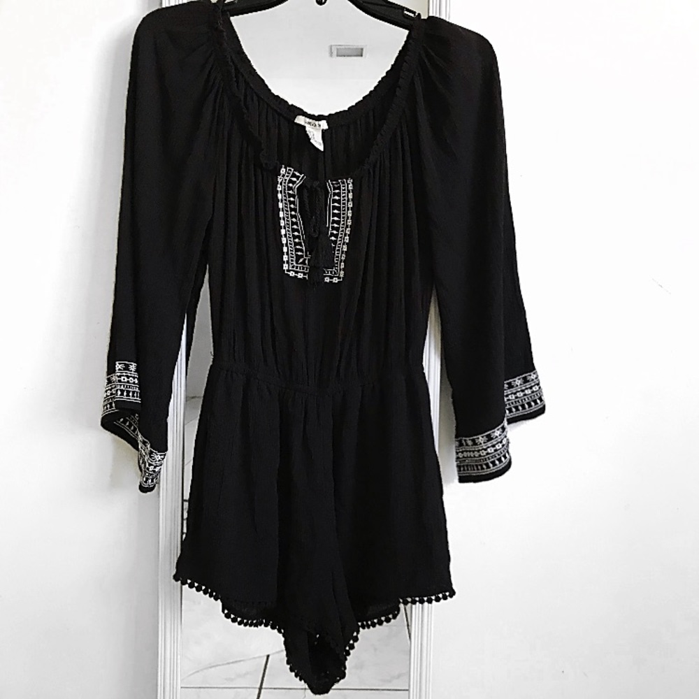 Black romper with tribal print bell sleeve